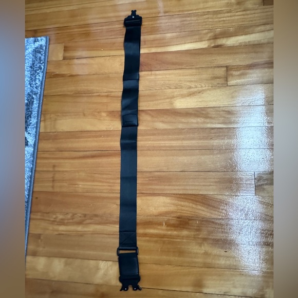 Cincha - The Travel Belt - Strap for Luggage - New - Perfect for travel - Picture 2 of 5